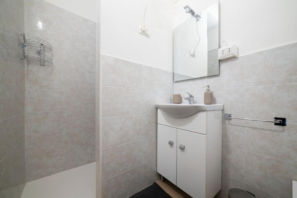Apartment 4 Stops From The City Center ミラノ エクステリア 写真